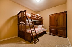 Downstairs bedroom 2 with 1 full and 1 twin size bunk bed